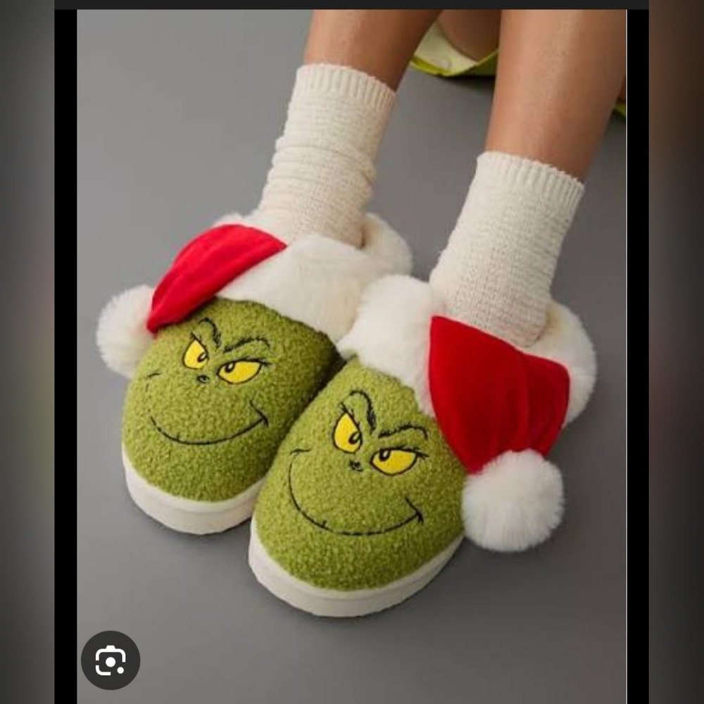 American Eagle Grinch Scuff Slipper